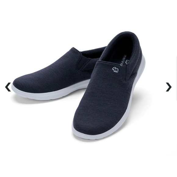 Merinos Slip On Sneakers in Black Size 7 Made From Fine Australian Merino Wool - Picture 1 of 11